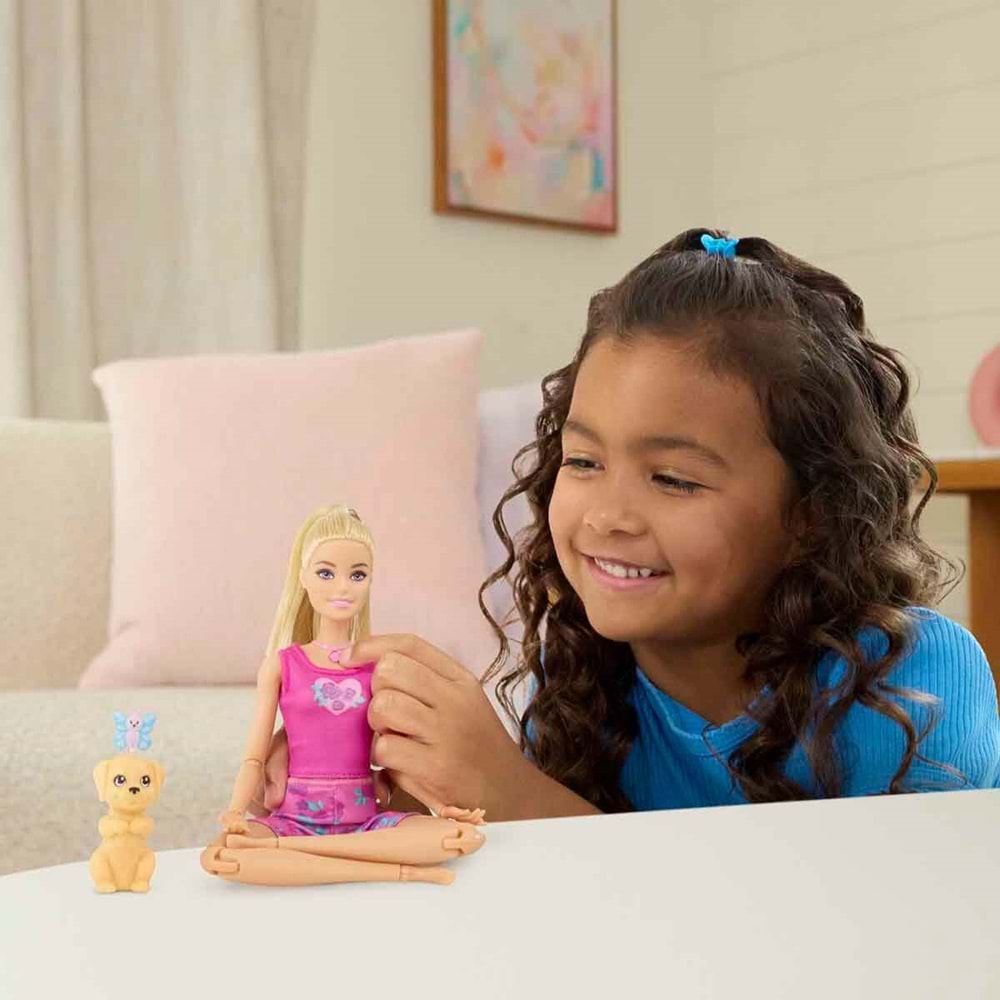 Barbie Sesli ve Işıklı Duyarlı Hareketler Bebeği JJN55