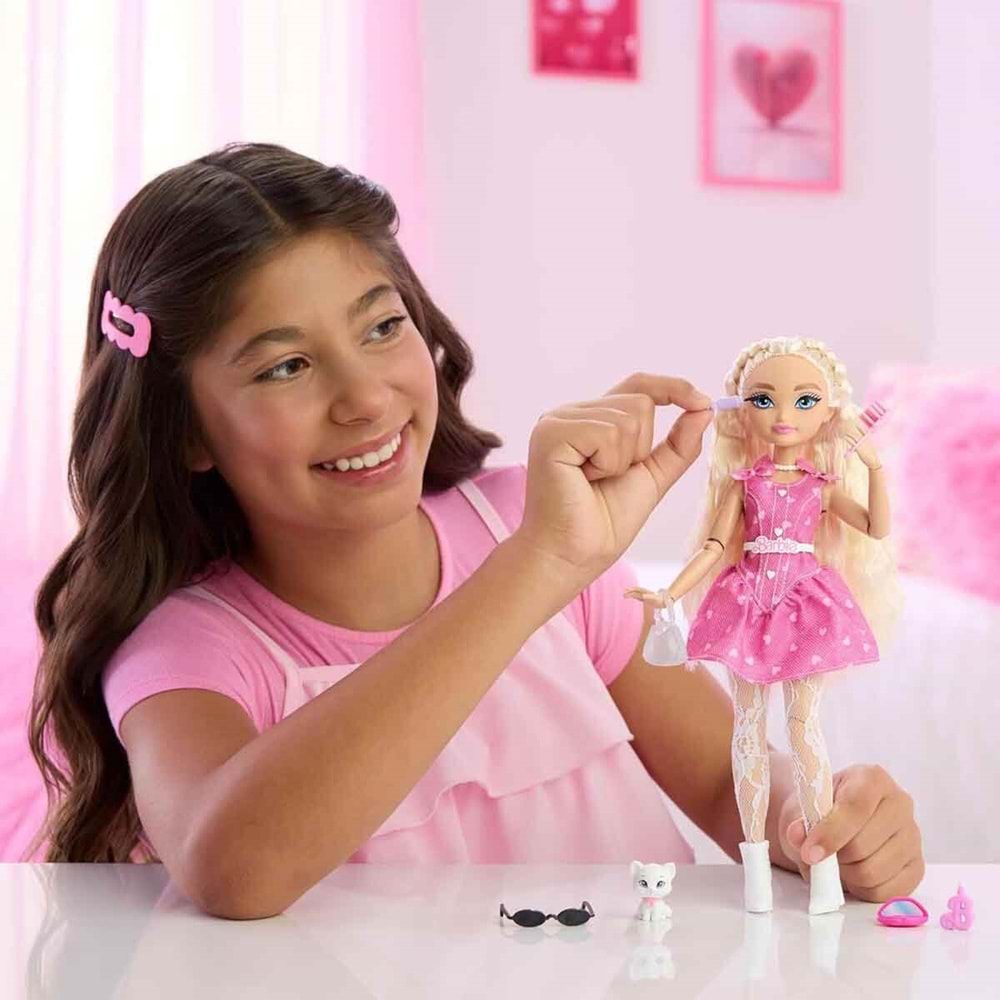 Barbie Dream Besties™ Barbie ''Malibu'' ve Aksesuarları JKP50