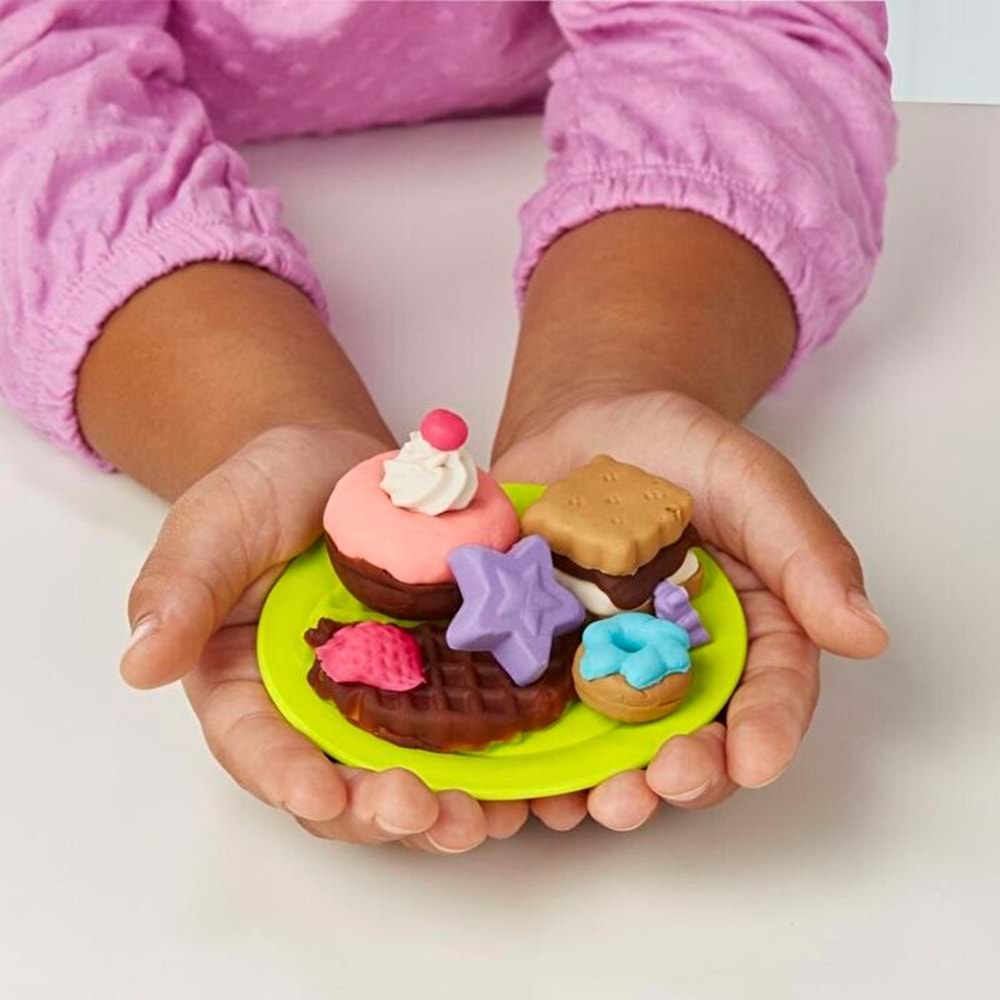 Play-Doh Süper Renkli Kafe Oyun Seti F5836