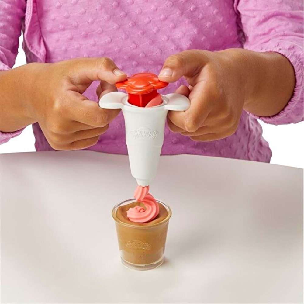 Play-Doh Süper Renkli Kafe Oyun Seti F5836