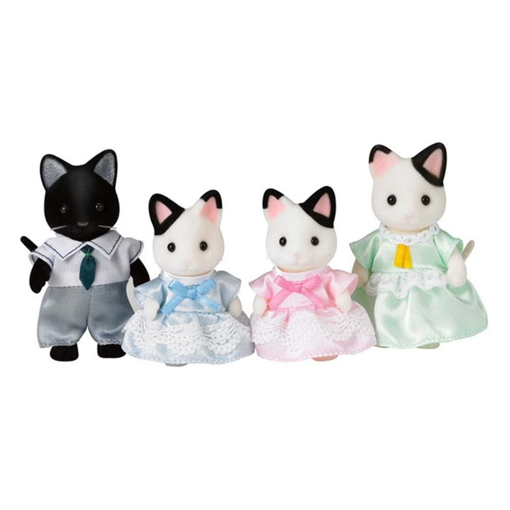 Sylvanian Families Tuxedo Cat Family ESF5181