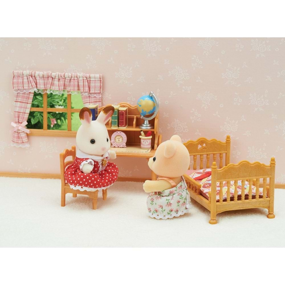 Sylvanian Families Çocuk Yatak Oda Seti 5338