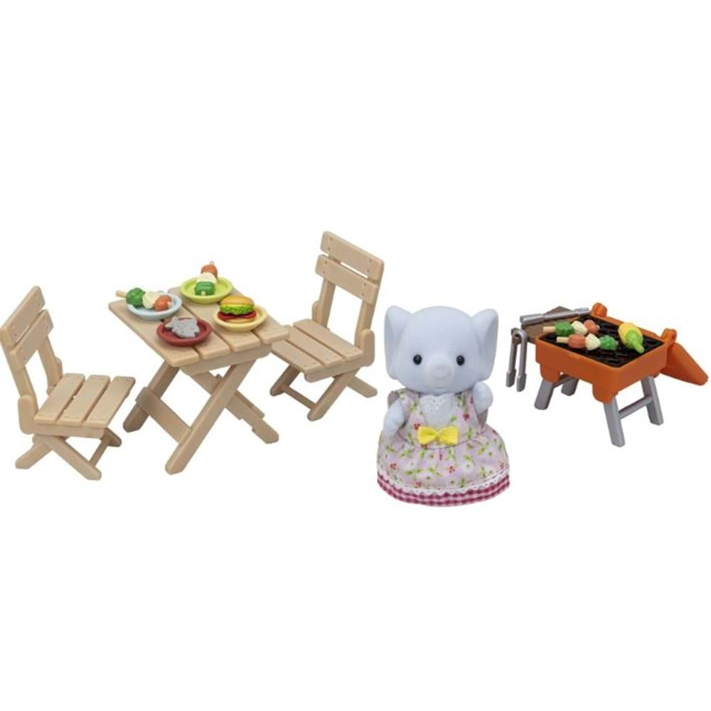 Sylvanian Families Barbekü Piknik Fil Kız ESF5640