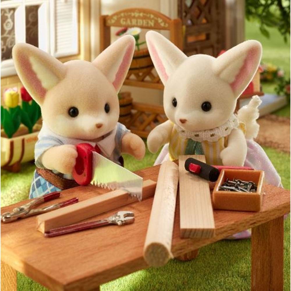Sylvanian Families Çöl Tilkisi Ailesi ESF5696