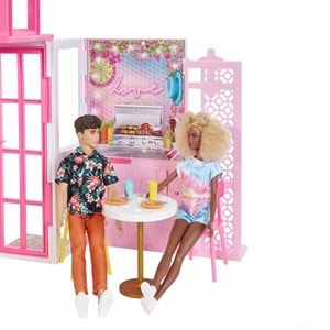 Barbie'nin Taşınabilir Portatif Evi HCD47