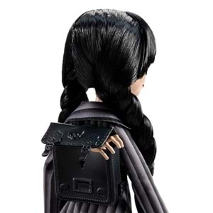 Monster High Koleksiyon - Wednesday Okul Üniformalı Bebek HXJ04