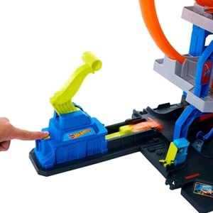 Hot Wheels Cıty Mega Loop Garage JBM74