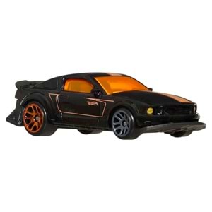 Hot Wheels® Efsane Temalı Çoklu Arabalar JBY78
