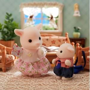 Sylvanian Families Keçi Ailesi ESF5622