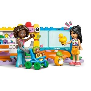 LEGO-42645 Friends Aliya'nın Kız Kardeşinin Oyun Odası