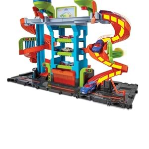 Hot Wheels® Mega Araba Yıkama Kulesi HDP05