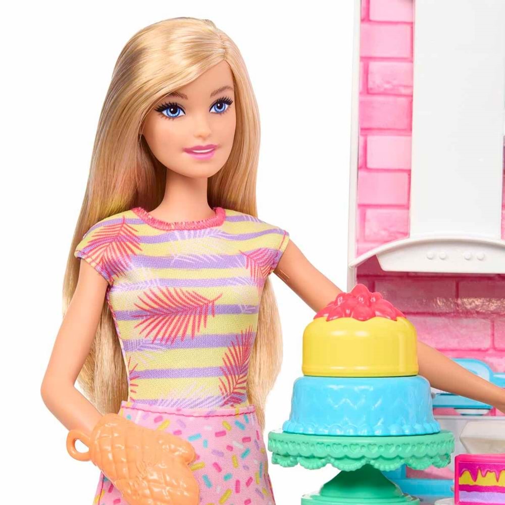 Barbie® ve Barbie® Pasta Yapımı Partisi HJY94