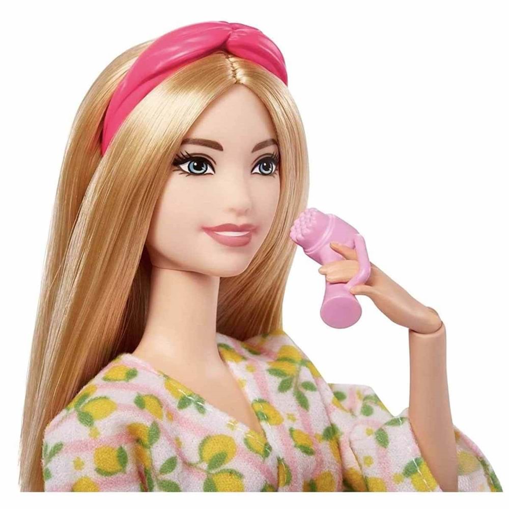 Barbie®'nin Spa Günü Bebekleri - Sarışın HKT90