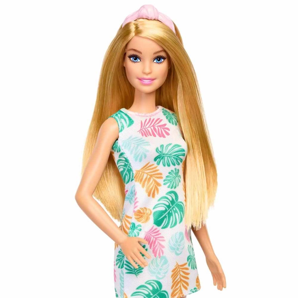 Barbie'nin Çay Saati Oyun Seti HKT94
