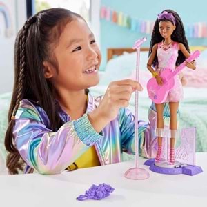 Barbie® 65. Yıl Deluxe Kariyer Bebekleri - Pop Yıldızı HRG43