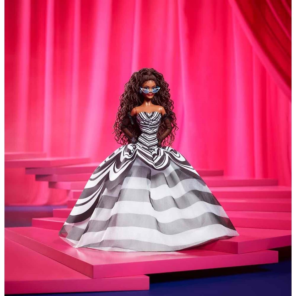 Barbie 65. Yıl Mavi Safir Yıldönümü Bebeği HRM59