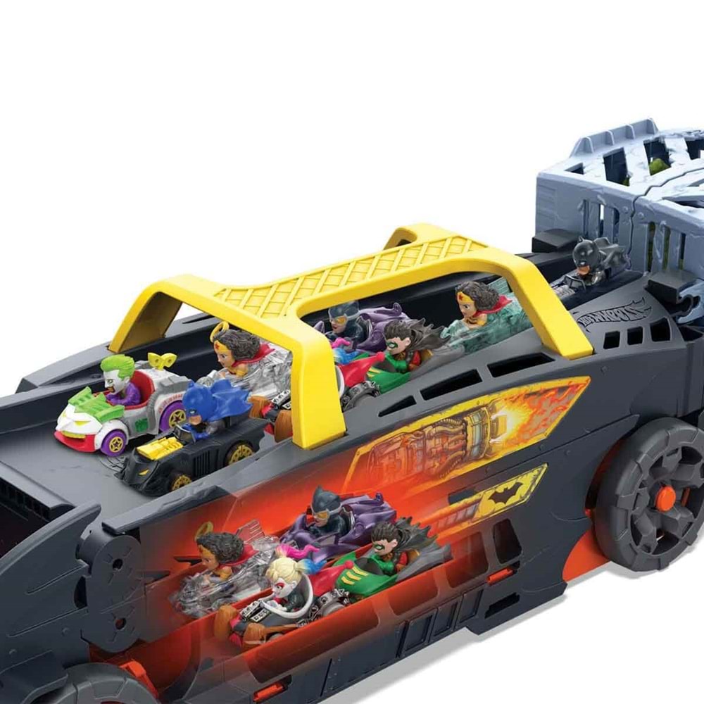 Hot Wheels® Racerverse Ultimate Batman Pist Seti HXN21