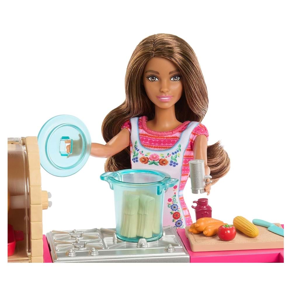 Barbie and Teresa Recipe for Friendship™ Teresa™ ve Mutfağı Oyun Seti JCT06