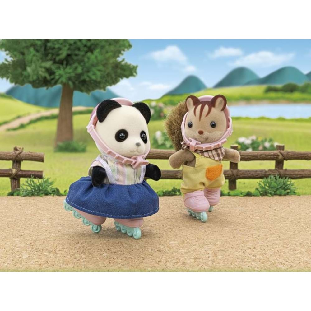 Sylvanian Families Bisiklet ve Paten Seti -Panda Kız ESF5652