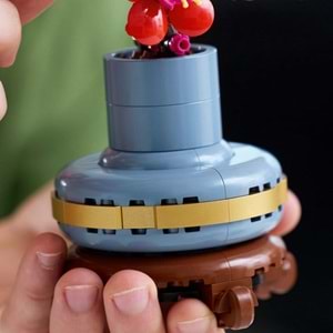 LEGO-10369 Botanicals Erik Çiçeği