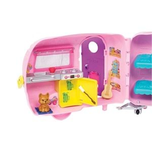 Barbie® Chelsea Karavan FXG90